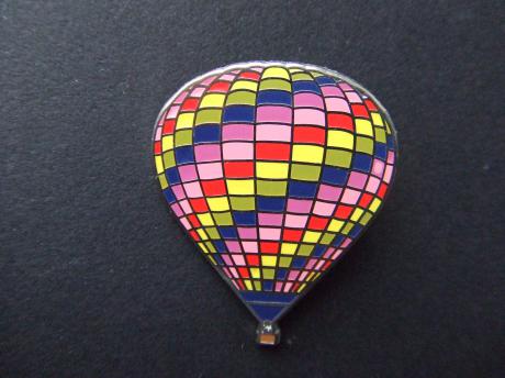 Luchtballon gestreept
